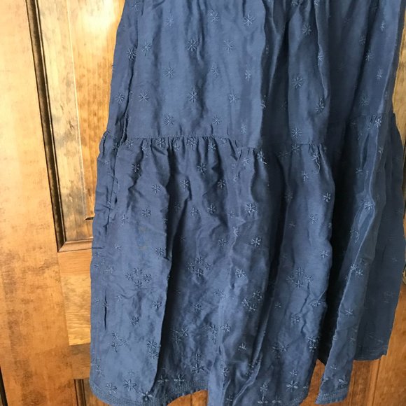 Old Navy Pullover Navy Blue Tiered Dress w/Scattered Embroidered Flowers Large - Picture 8 of 14